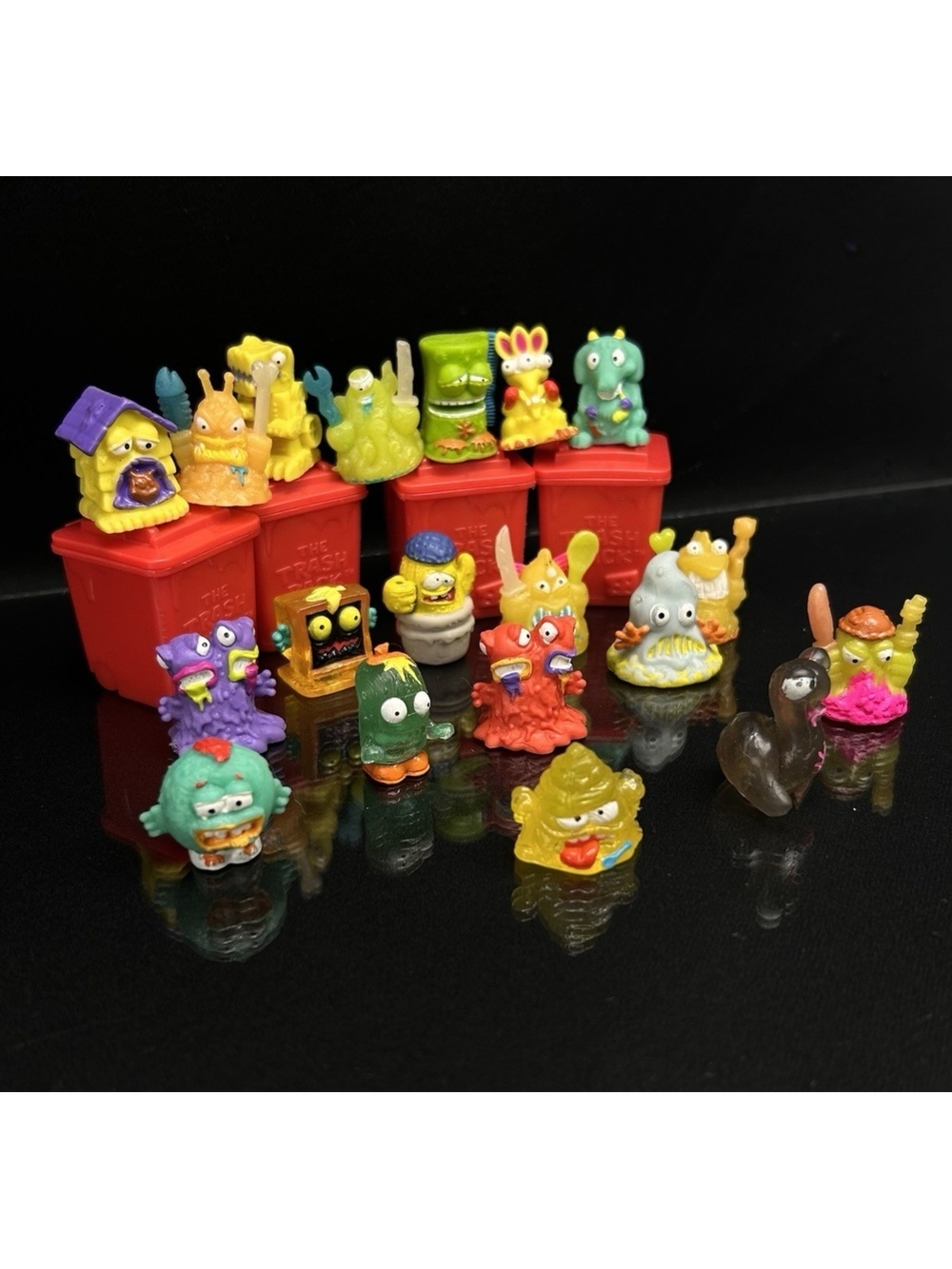 Trash Pack Trashies Mixed Series Trash Cans UFT